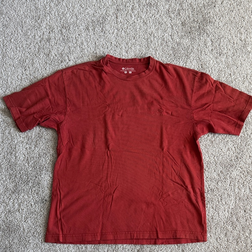 Columbia Men's Crimson Short Sleeve Tee